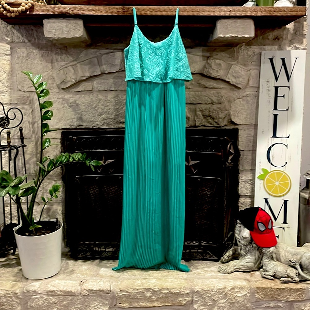 Charlotte Russe spaghetti strap Maxi dress
